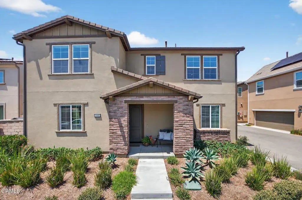 1941 Pomegranate Street, Santa Paula