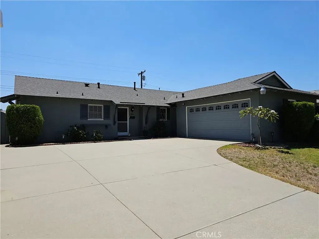 330 W Payson Street, Glendora