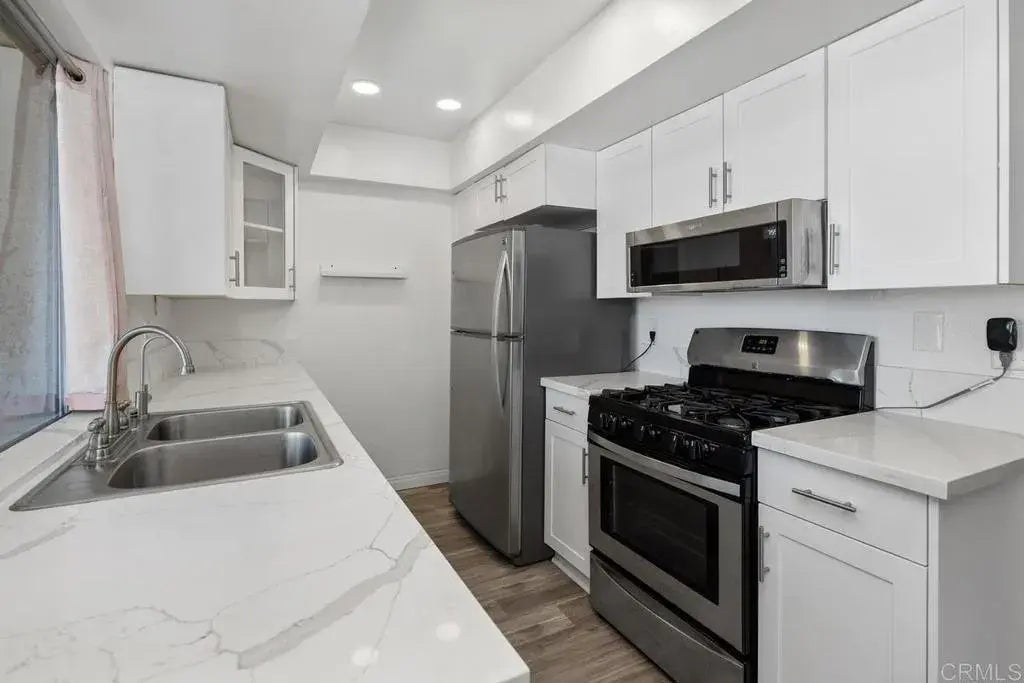 6878 Navajo Road 61, 