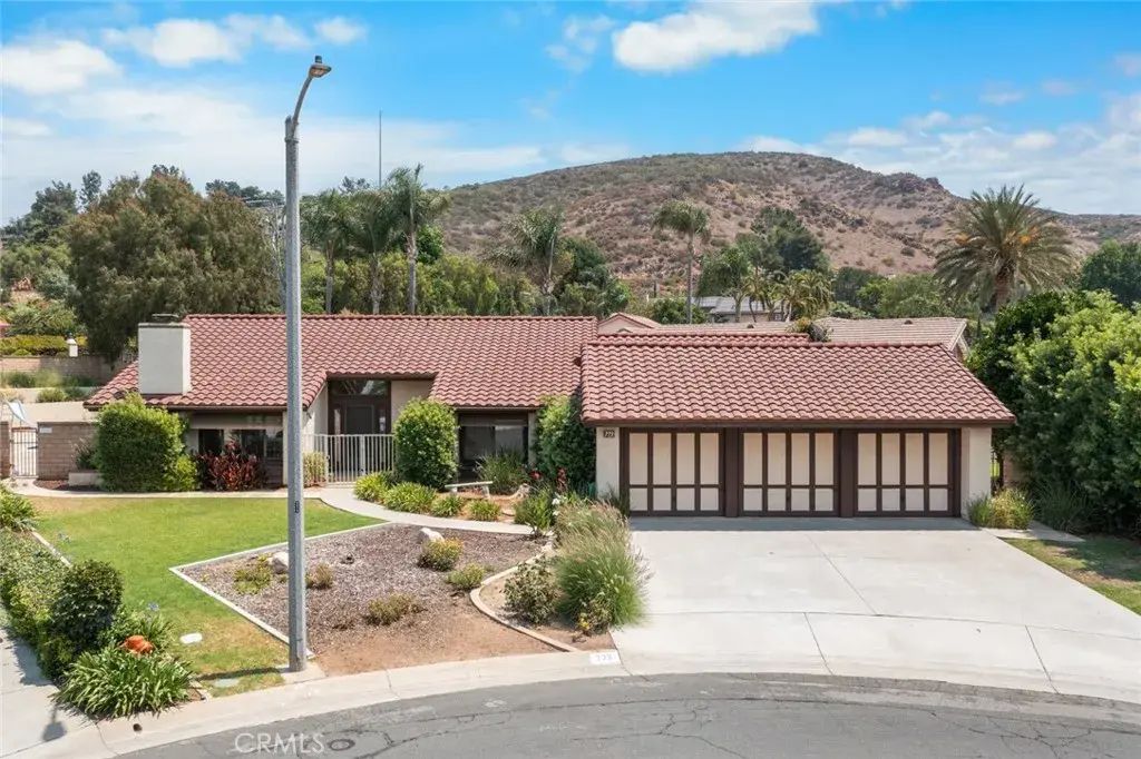 773 N Hidden Trail, Orange