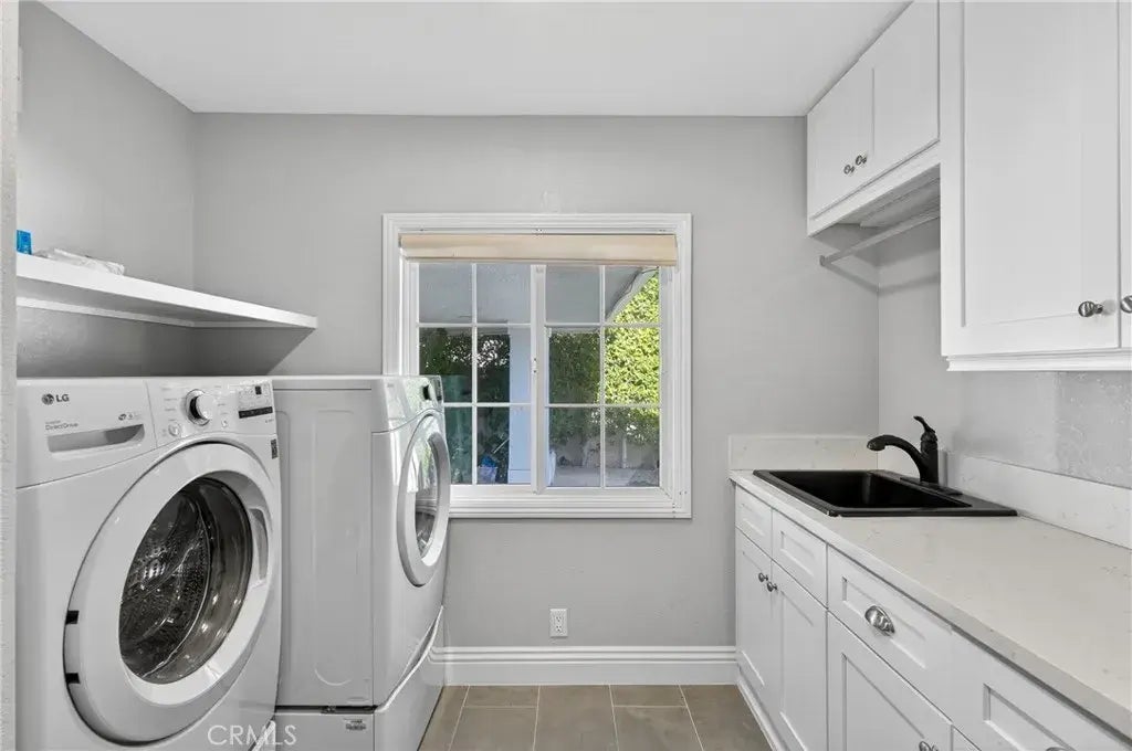 18926 San Jose Street, Porter Ranch