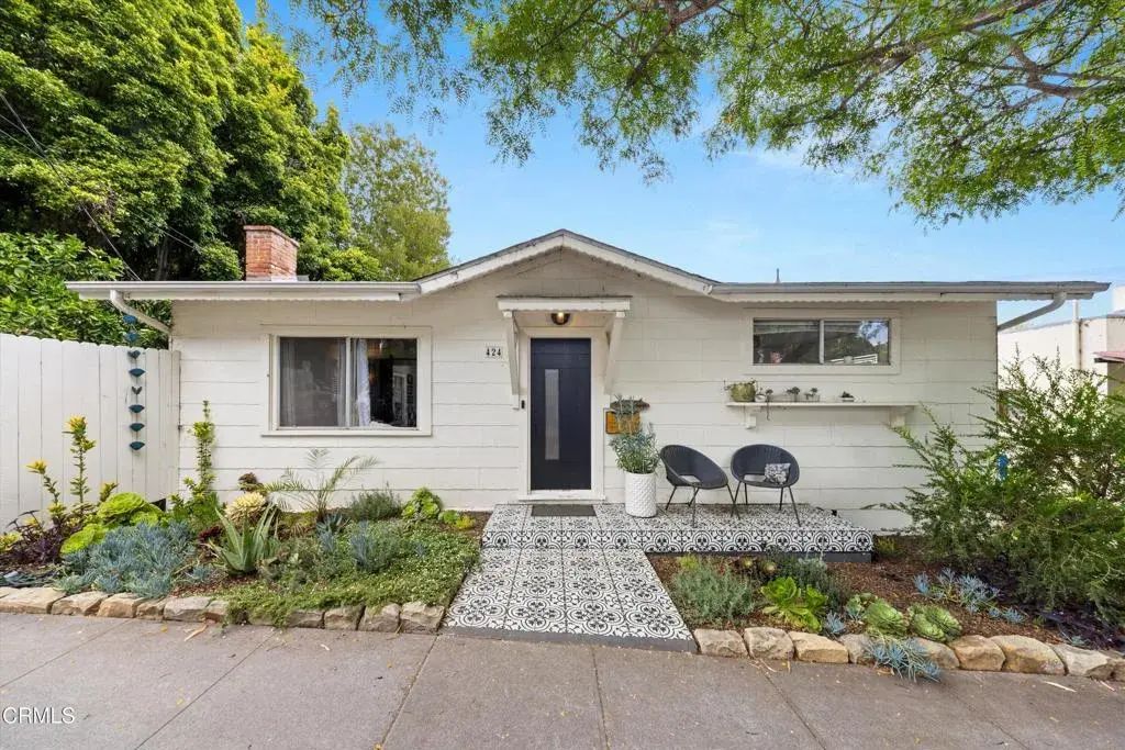 424 E Arrellaga Street, Santa Barbara
