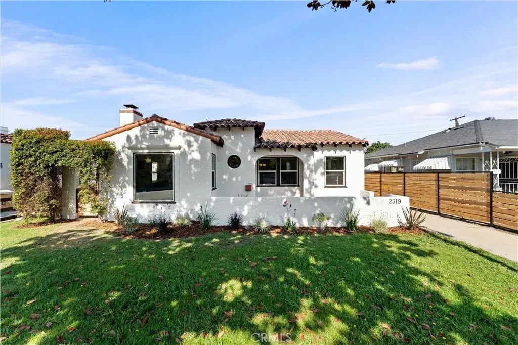 2319 Magnolia Avenue, Long Beach