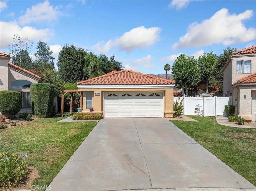 7527 Homestead Lane, Highland