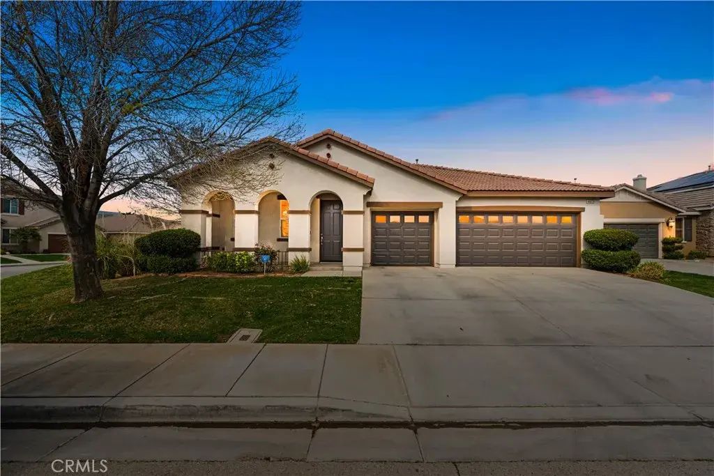 40729 Oakmont Court, Palmdale