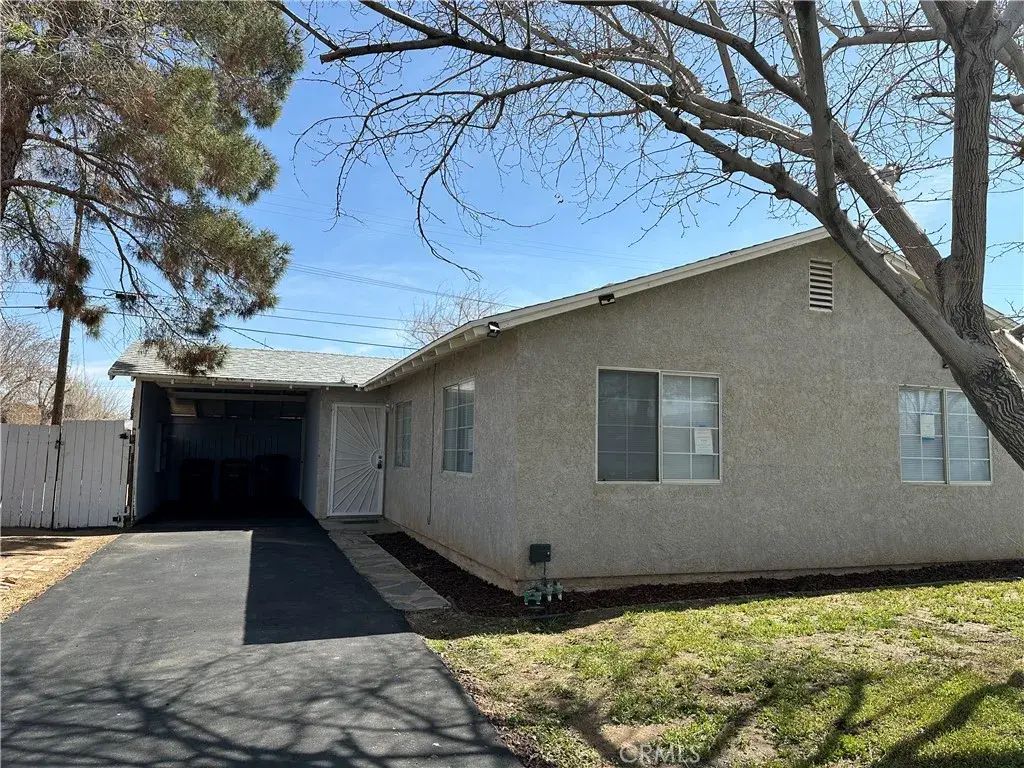 38726 E 31st Street East, Palmdale