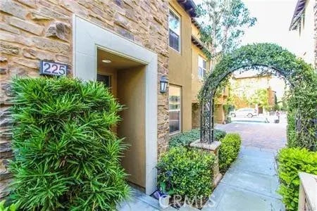 225 Lonetree, Irvine