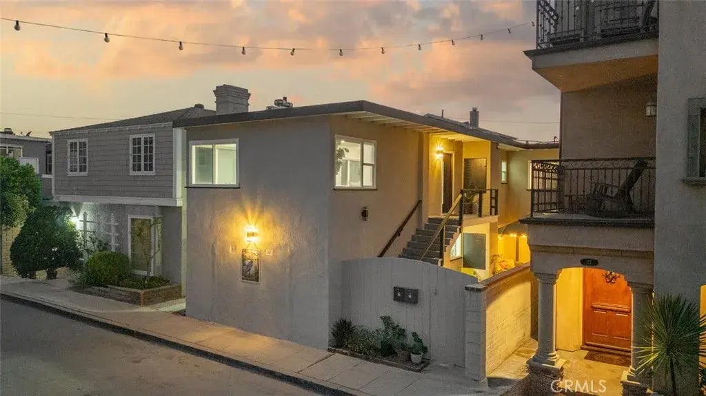 23 65th Place, Long Beach