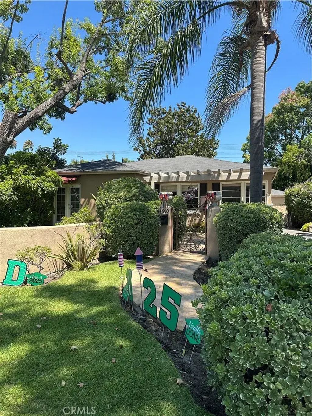 4910 Willowcrest Avenue, Toluca Lake
