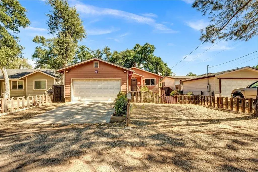 16182 27th Avenue, Clearlake