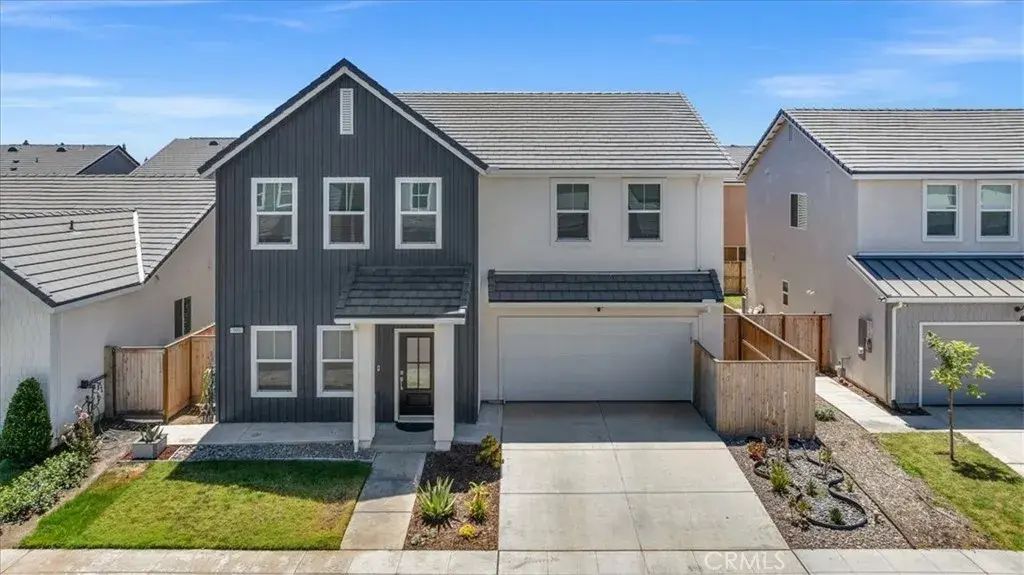 960 Everglade Drive, Clovis