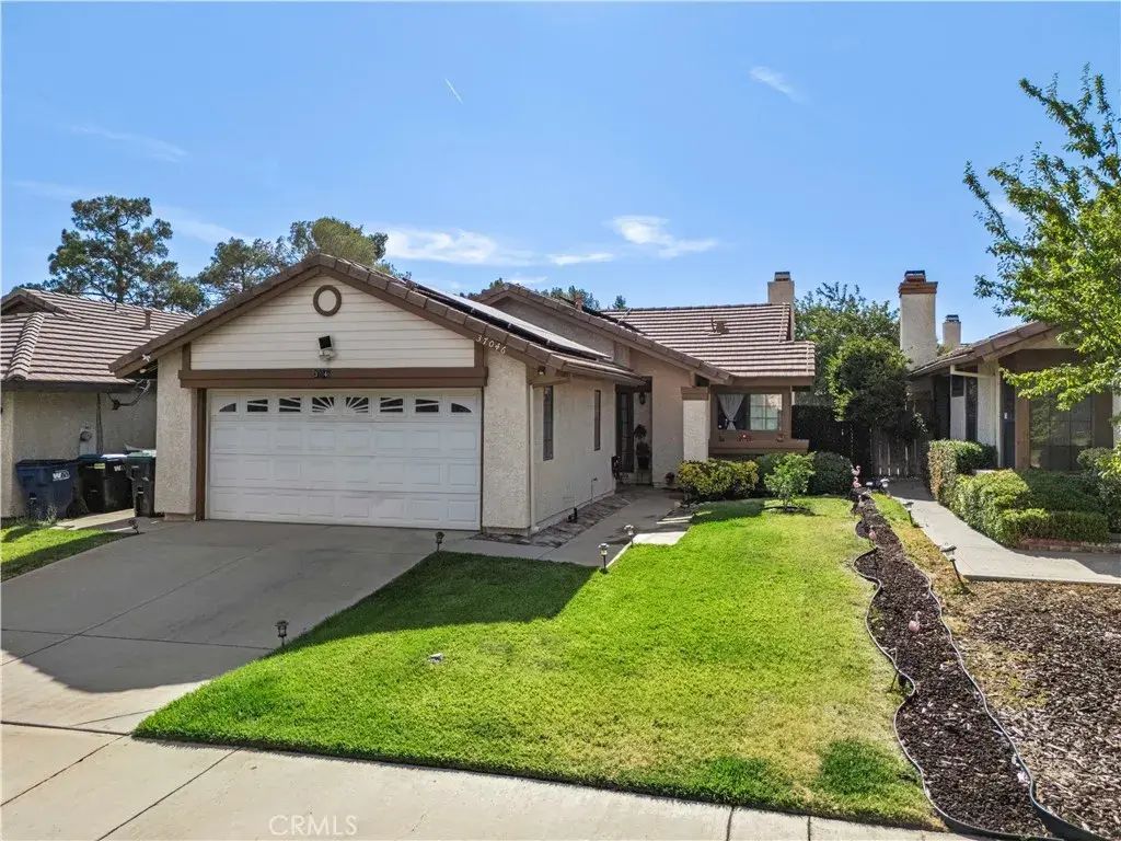37046 Vista Leon, Palmdale