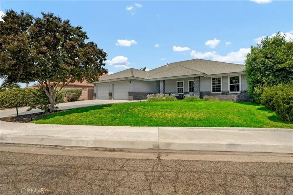 1510 W Median Circle, Porterville