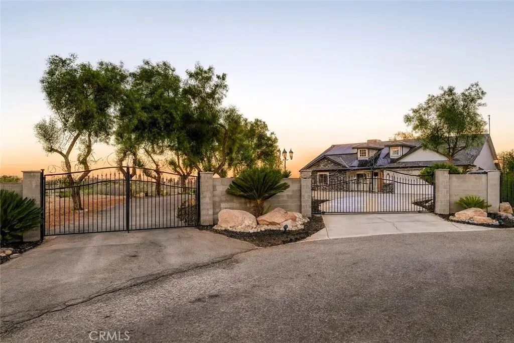 29578 Diane Way, Madera