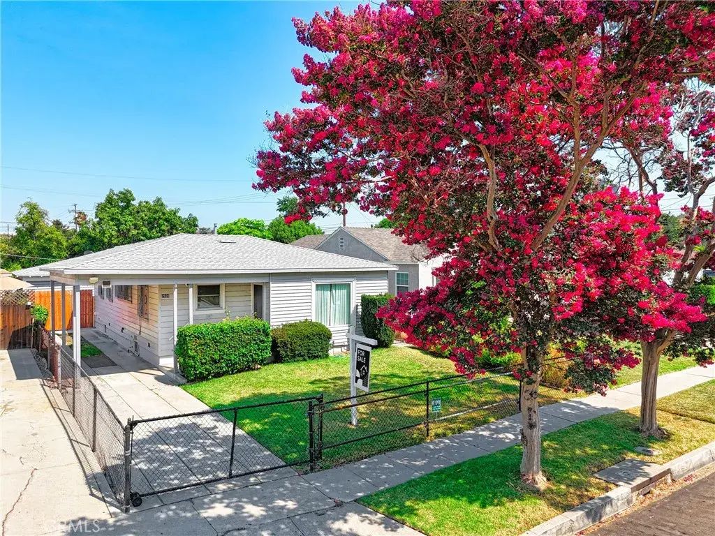 2920 Covina Street, Los Angeles
