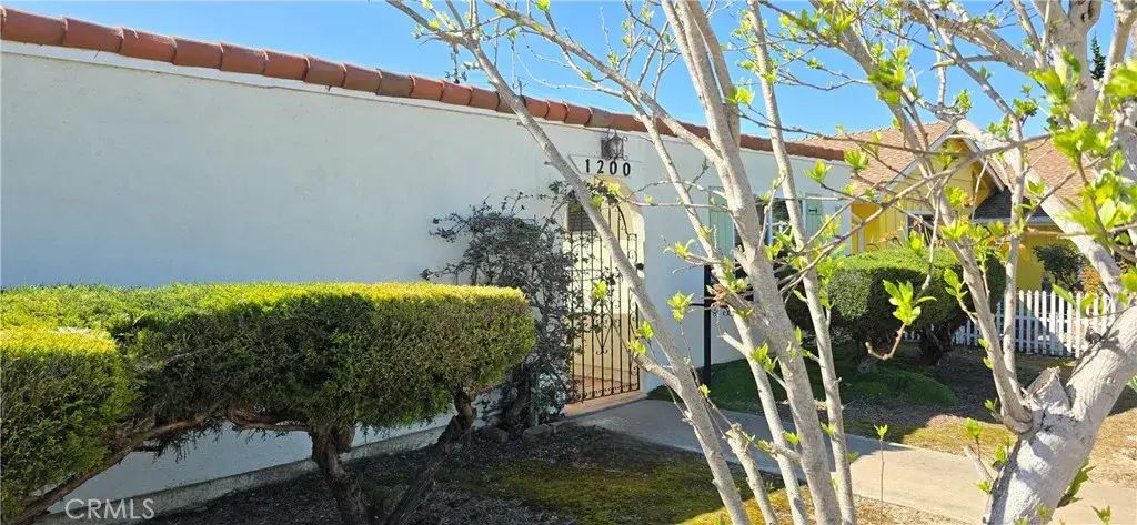 1200 Peach Avenue, Lompoc