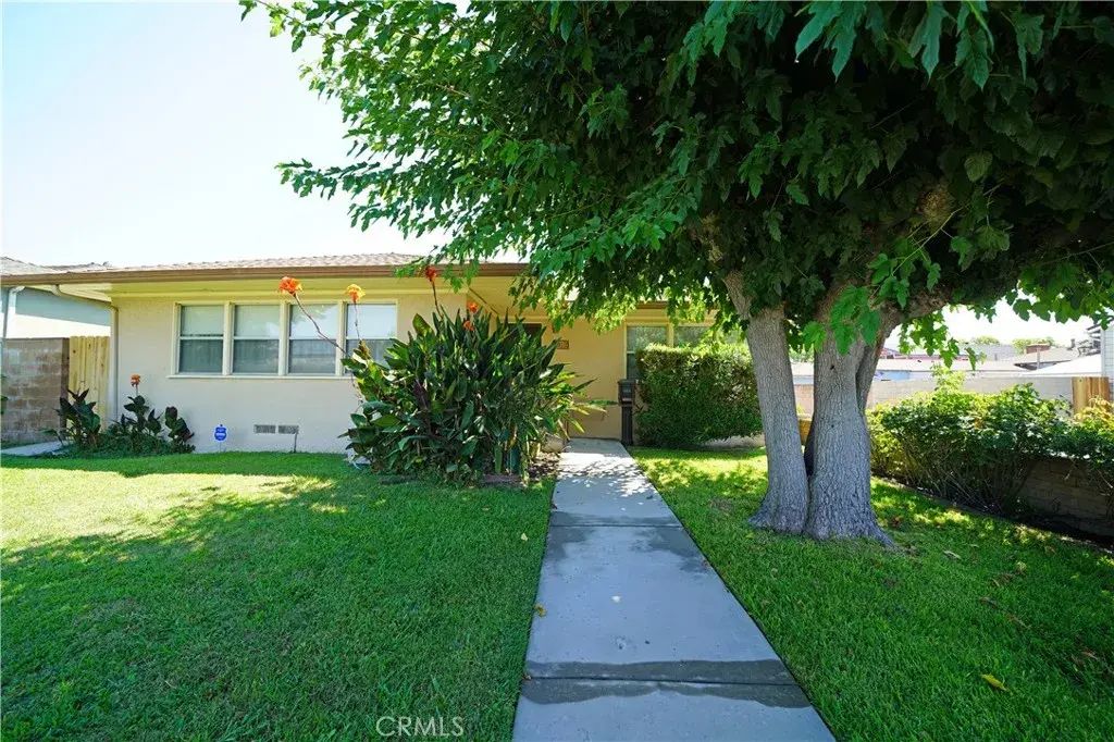 912 N Keystone Street, Burbank