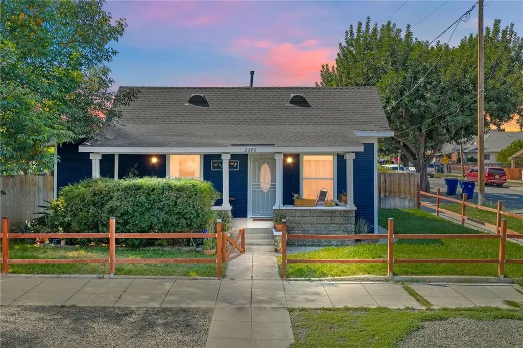 2390 5th Street, Riverside