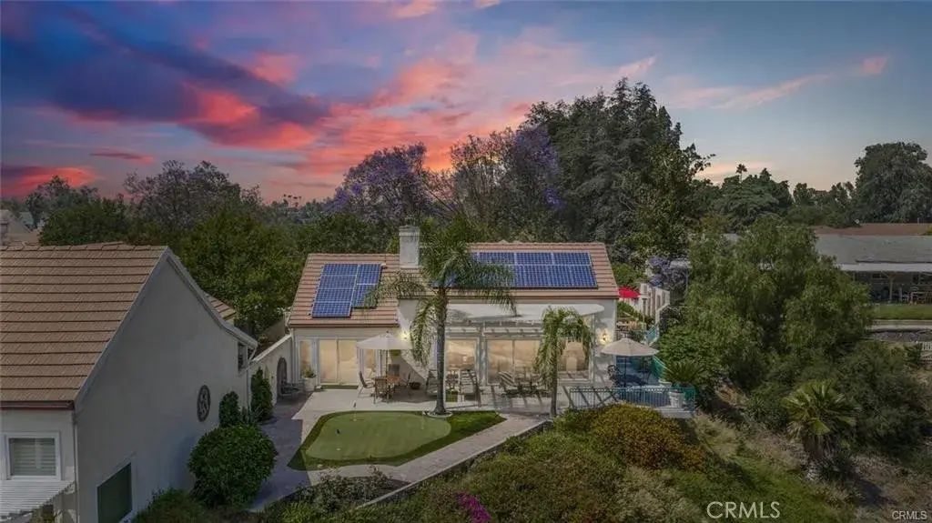 1802 Prince Albert Drive, Riverside