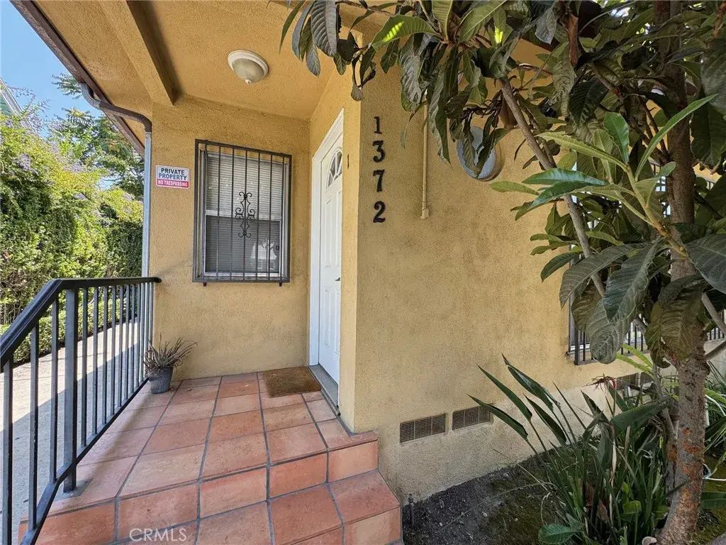 1372 W 36th Street 1, Los Angeles