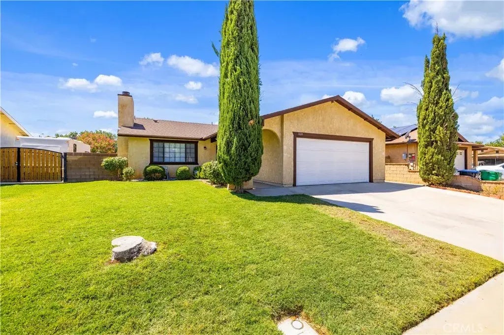 1024 Herzel Avenue, Lancaster