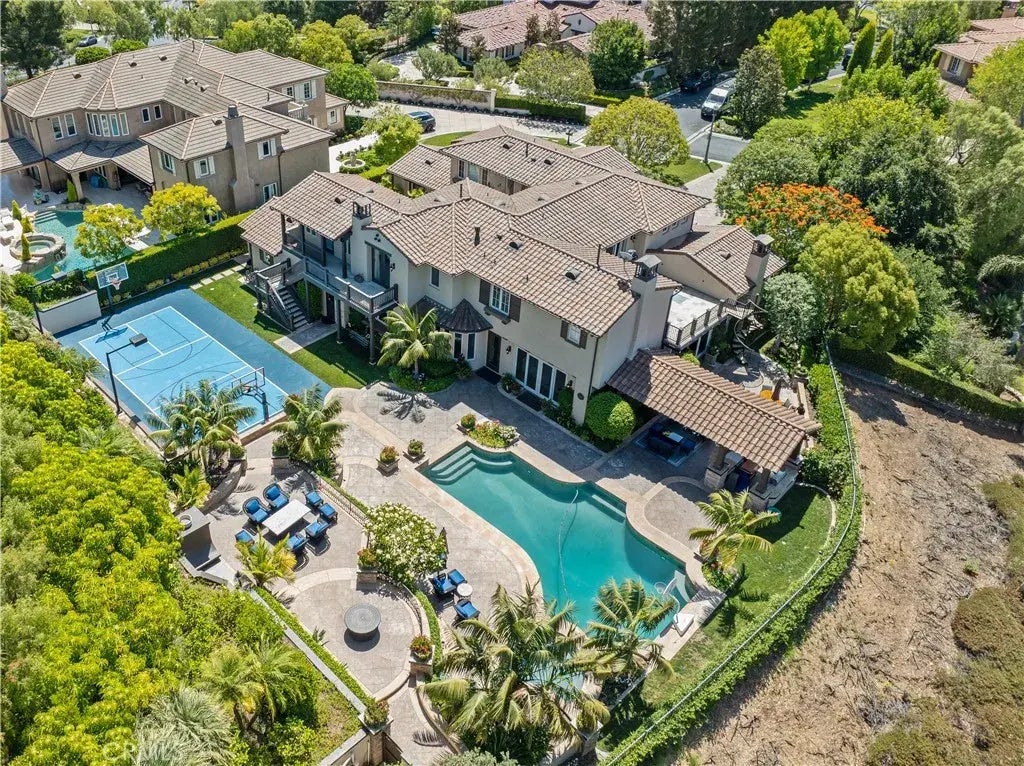 2500 Jones Lane, Tustin