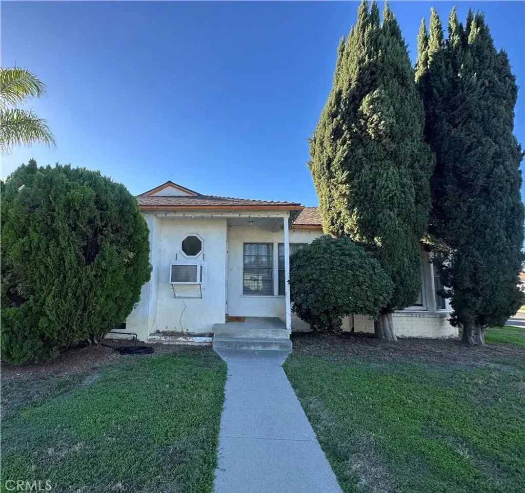16202 E Benbow Street, Covina