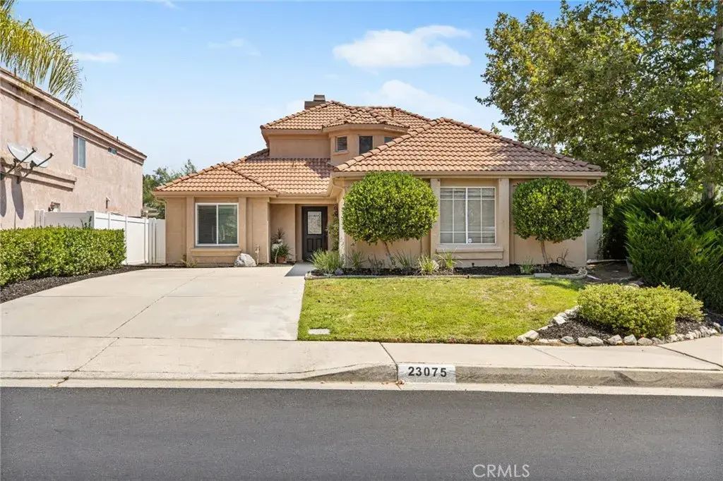 23075 Rancho Peak Place, Murrieta