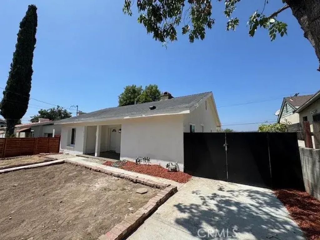 2877 Sterling Place, Altadena
