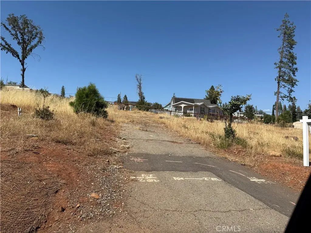 605 Valley View, Paradise