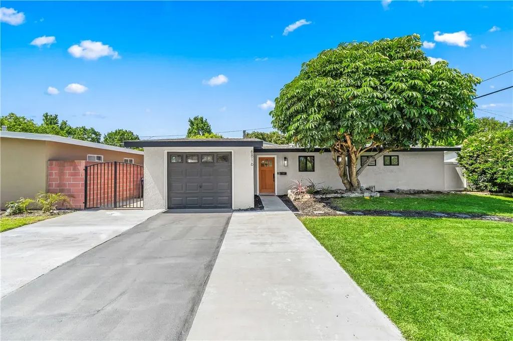 6816 E Driscoll Street, Long Beach