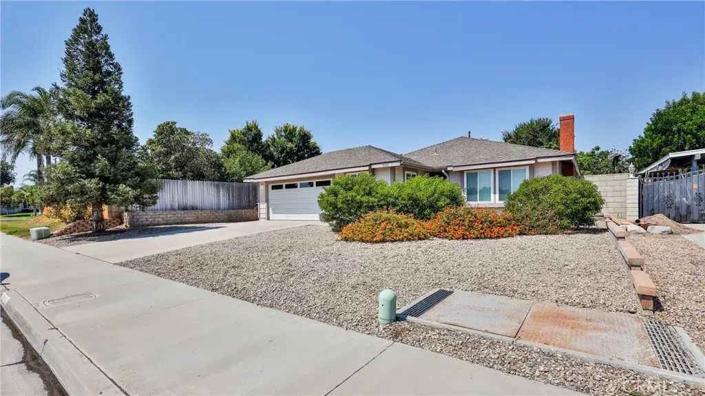 7167 Crest Avenue, Riverside