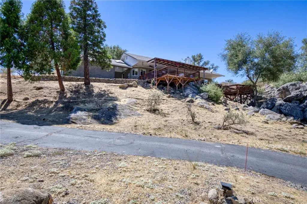30850 Yosemite Springs Parkway, Coarsegold