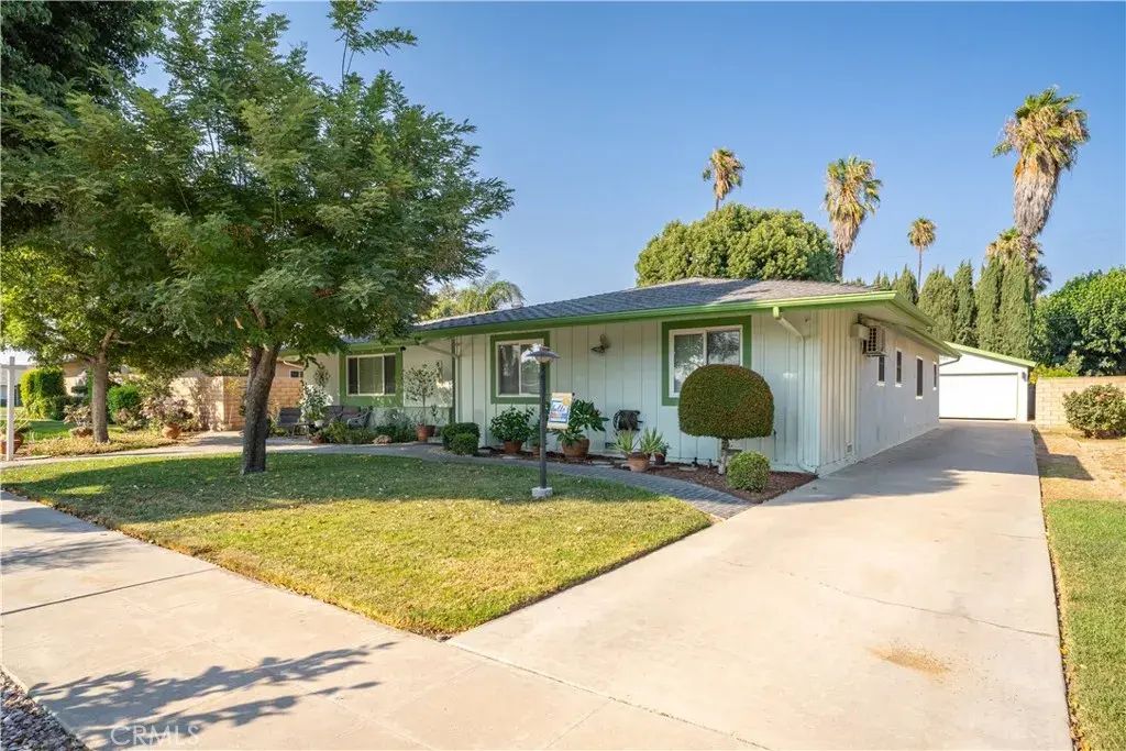 4941 Milford Road, Riverside