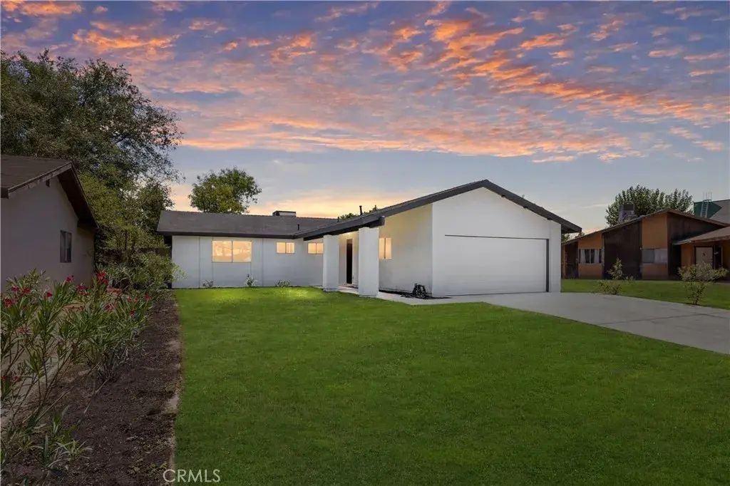 1009 Caroline Court, Bakersfield