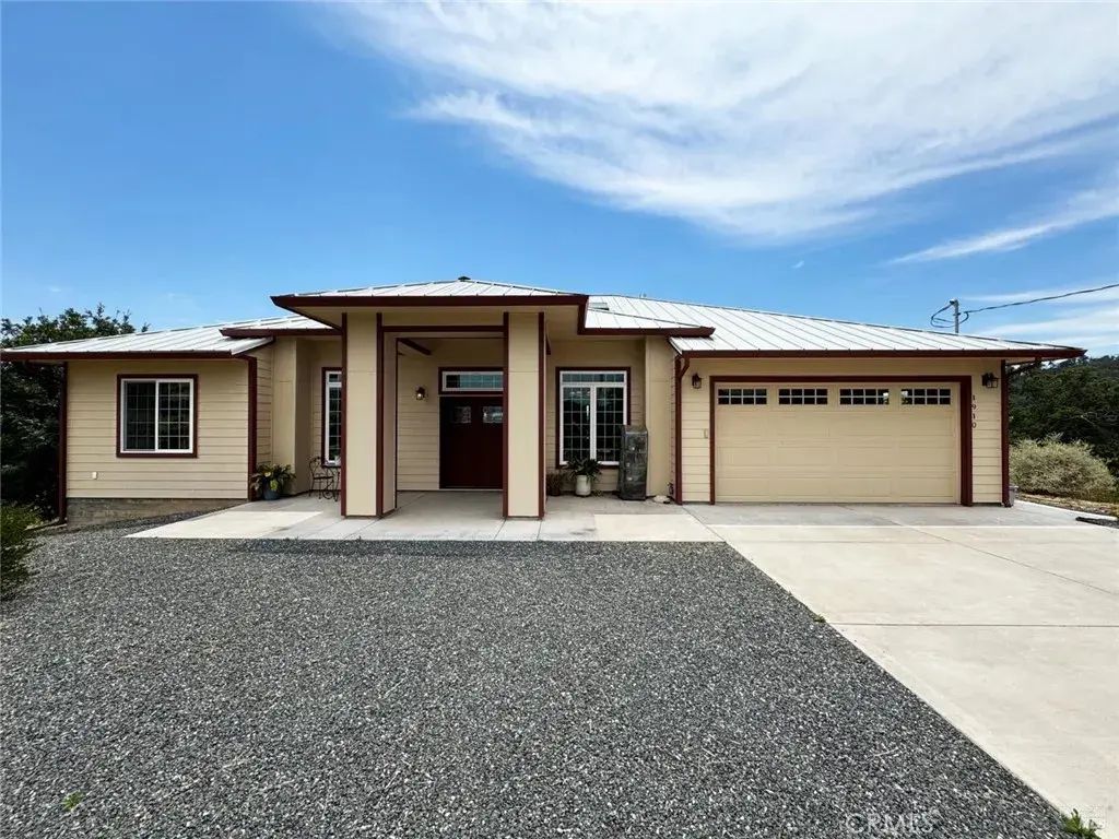 1910 Foothill Drive, Redwood Valley