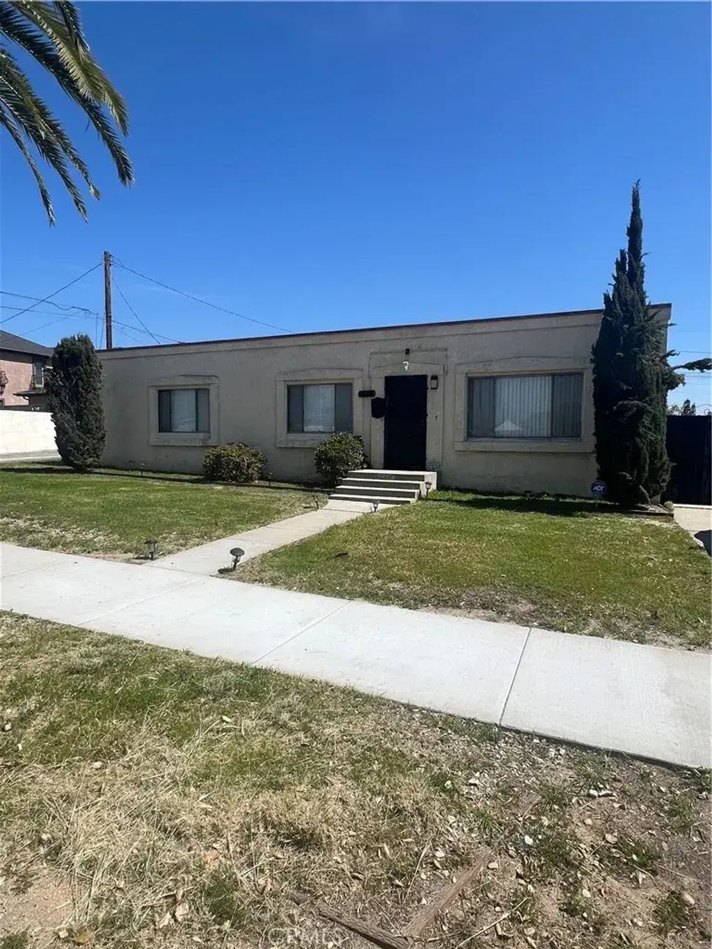 1034 N Enid Avenue, Azusa