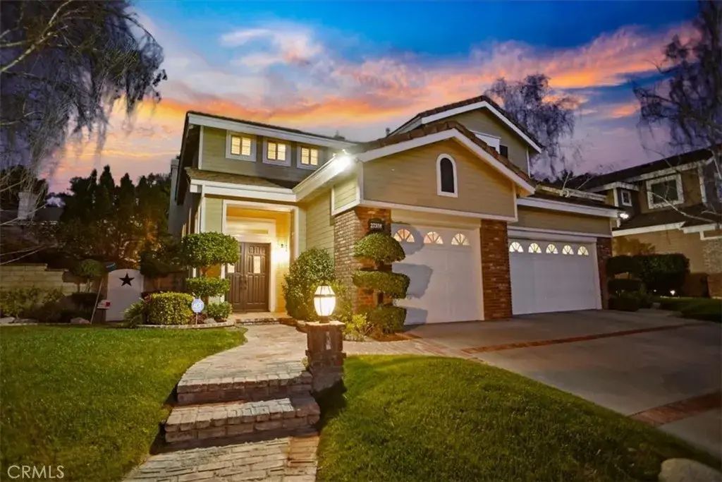 27358 Brighton Lane, Valencia