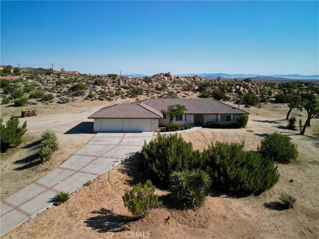 5601 Grand Avenue, Yucca Valley