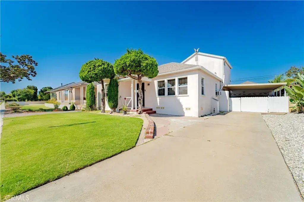2271 Mira Mar Avenue, Long Beach