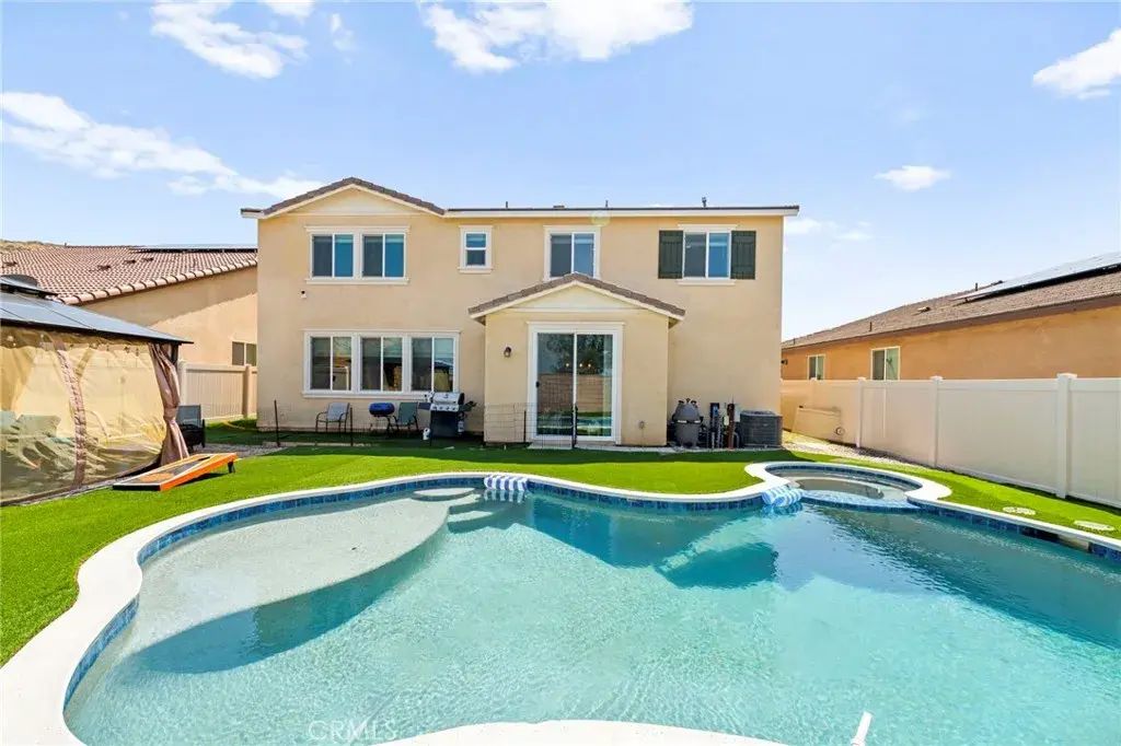 29550 Woodcreek Trail, Winchester