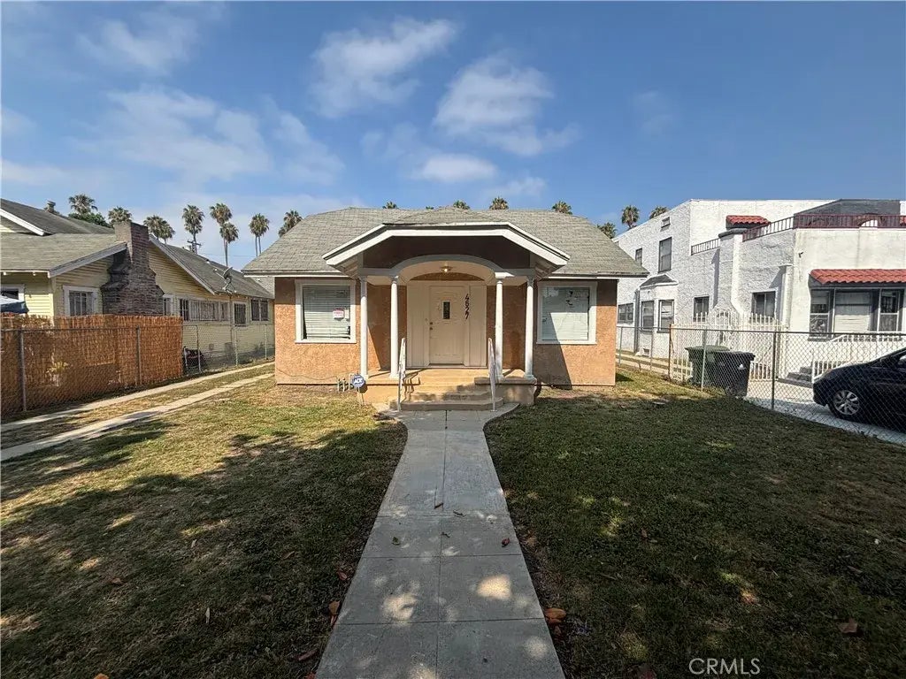 4627 7th Avenue, Los Angeles