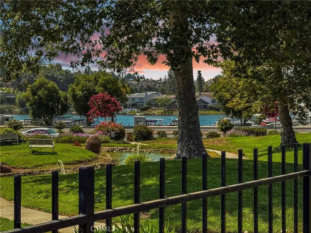 3633 Summershore Lane, Westlake Village
