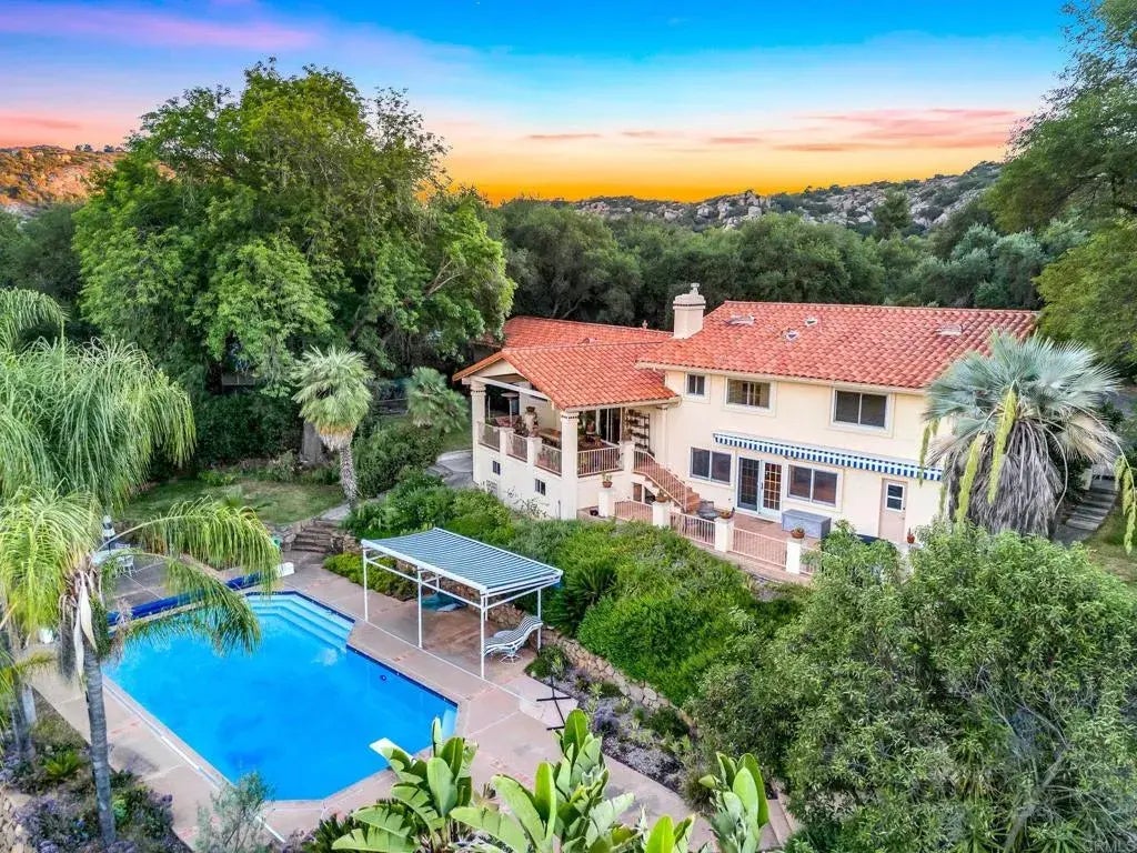 2415 Duraznitos Place, Ramona