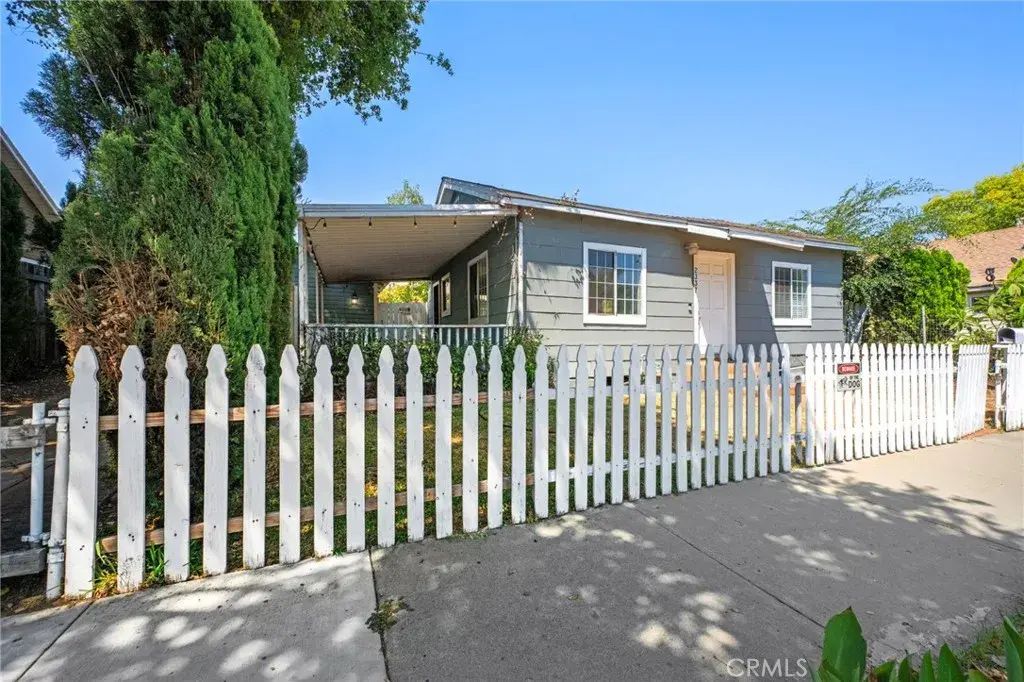 2337 White Street, Pasadena