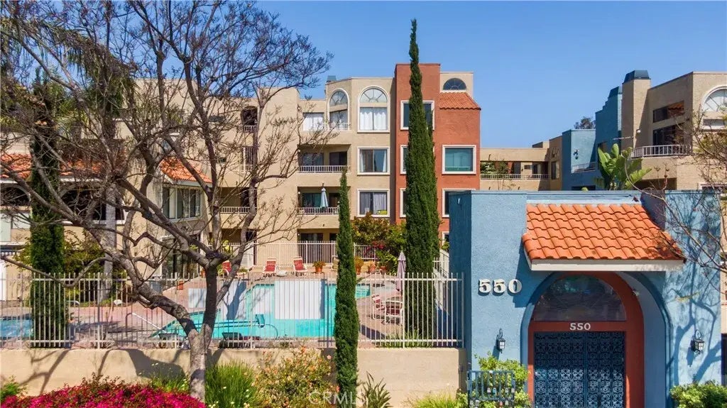 550 Orange Ave 144, Long Beach