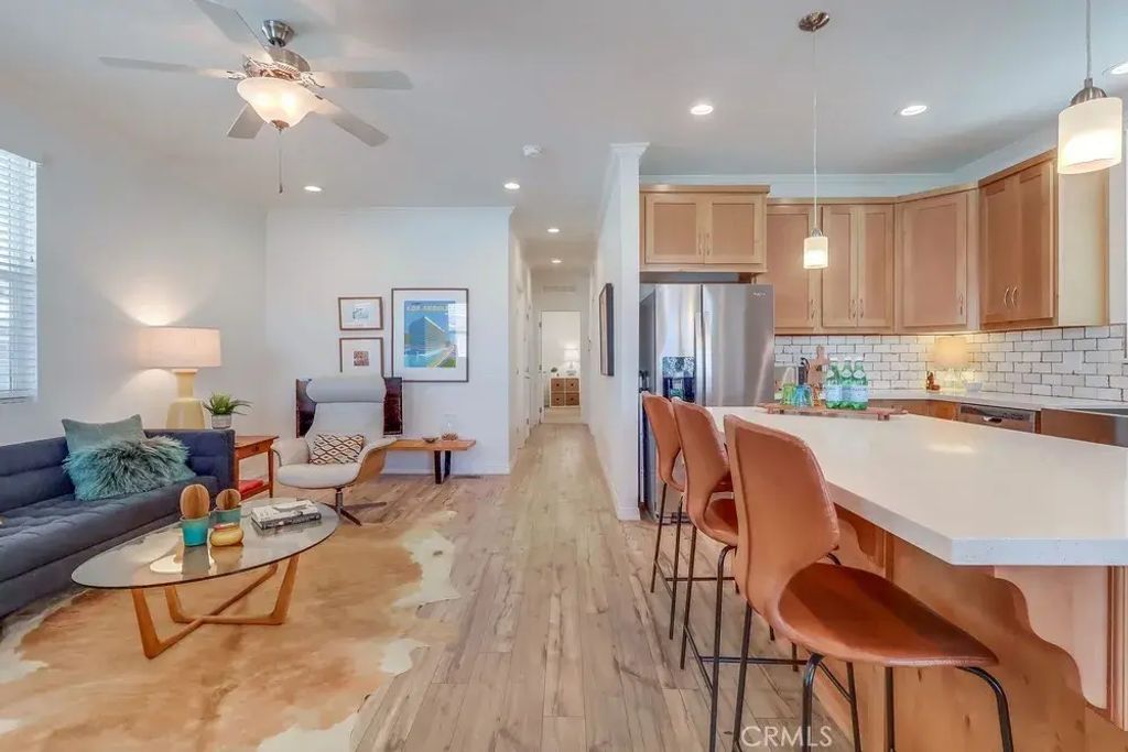 2550 Pacific Coast Highway 143, Torrance