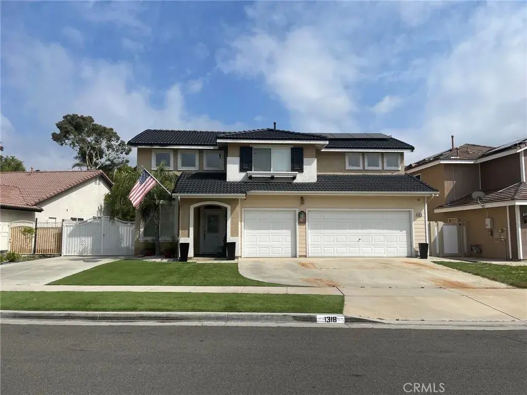1318 Hermosa Drive, Corona