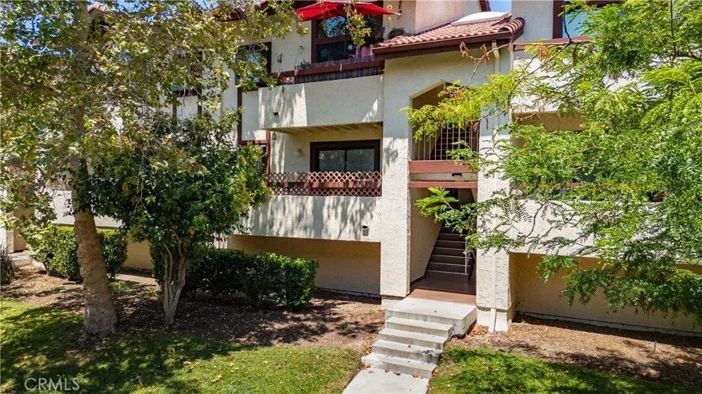 18143 Sundowner Way 959, Canyon Country