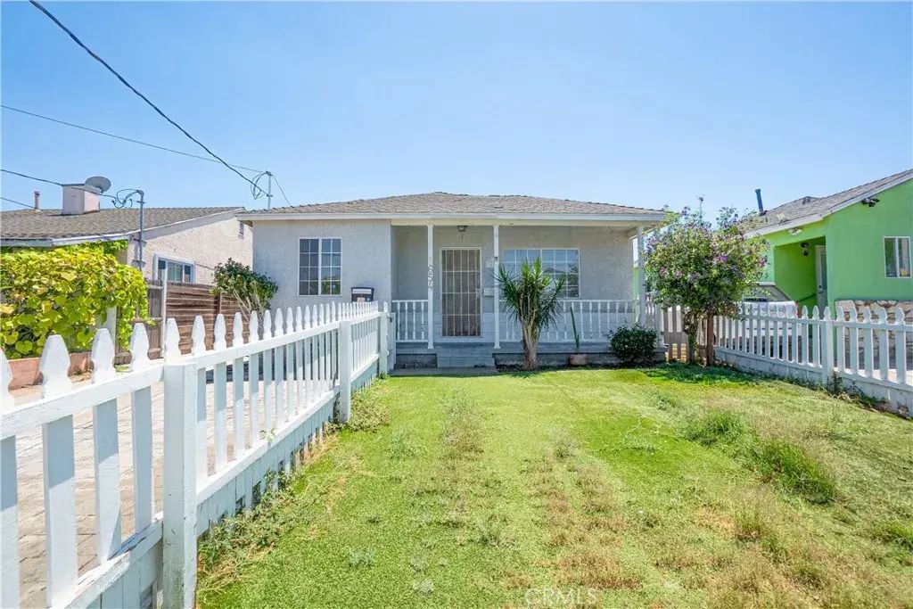 1654 W 216th Street, Torrance